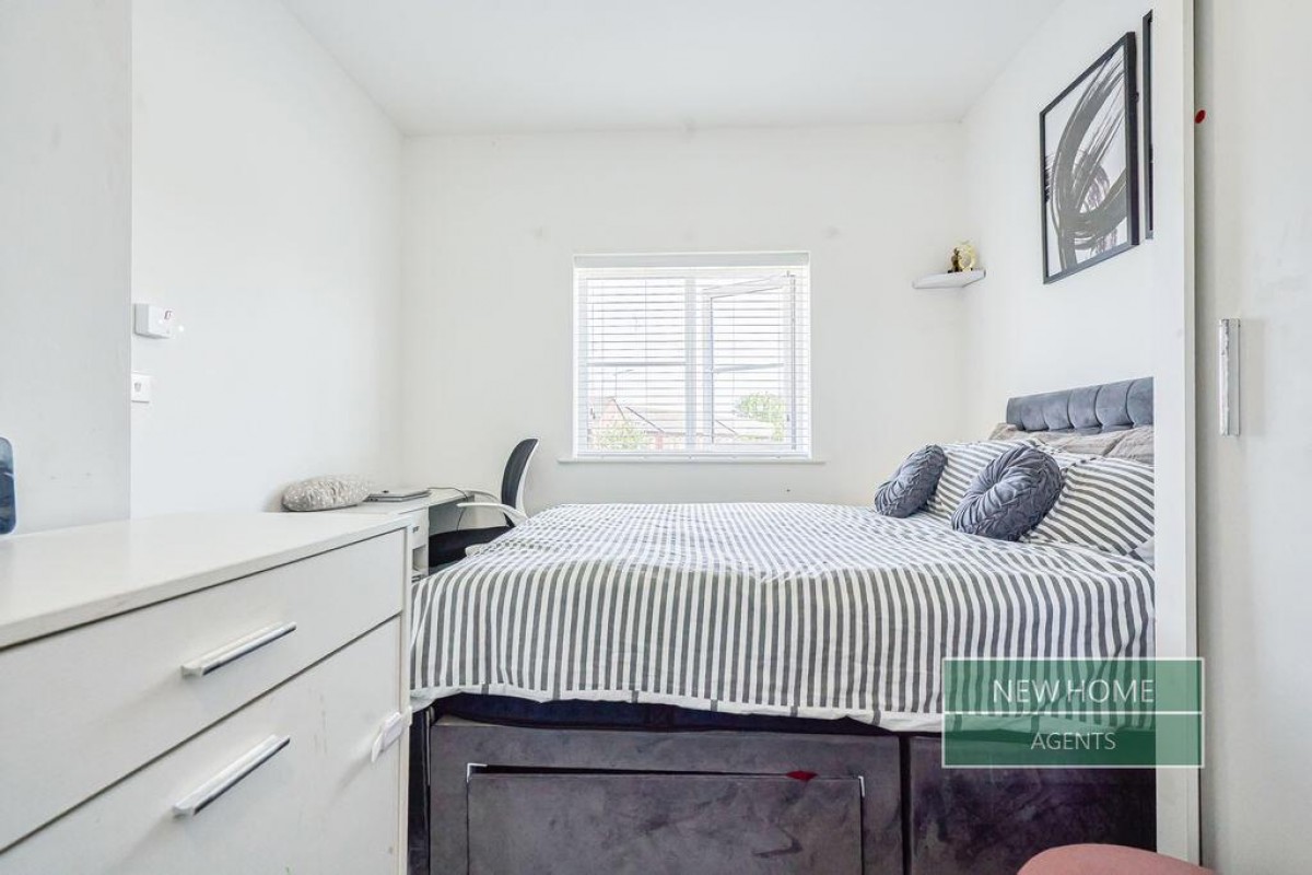 Colliers Way, Leigh