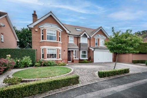 Whitefields Gate, Solihull