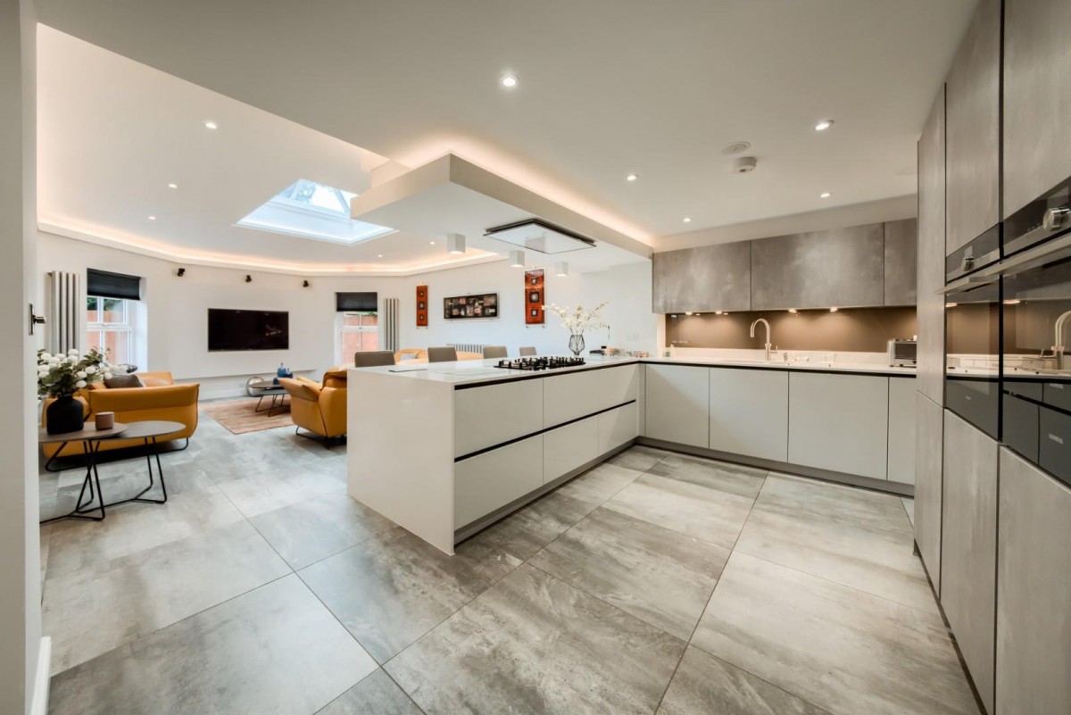 Whitefields Gate, Solihull