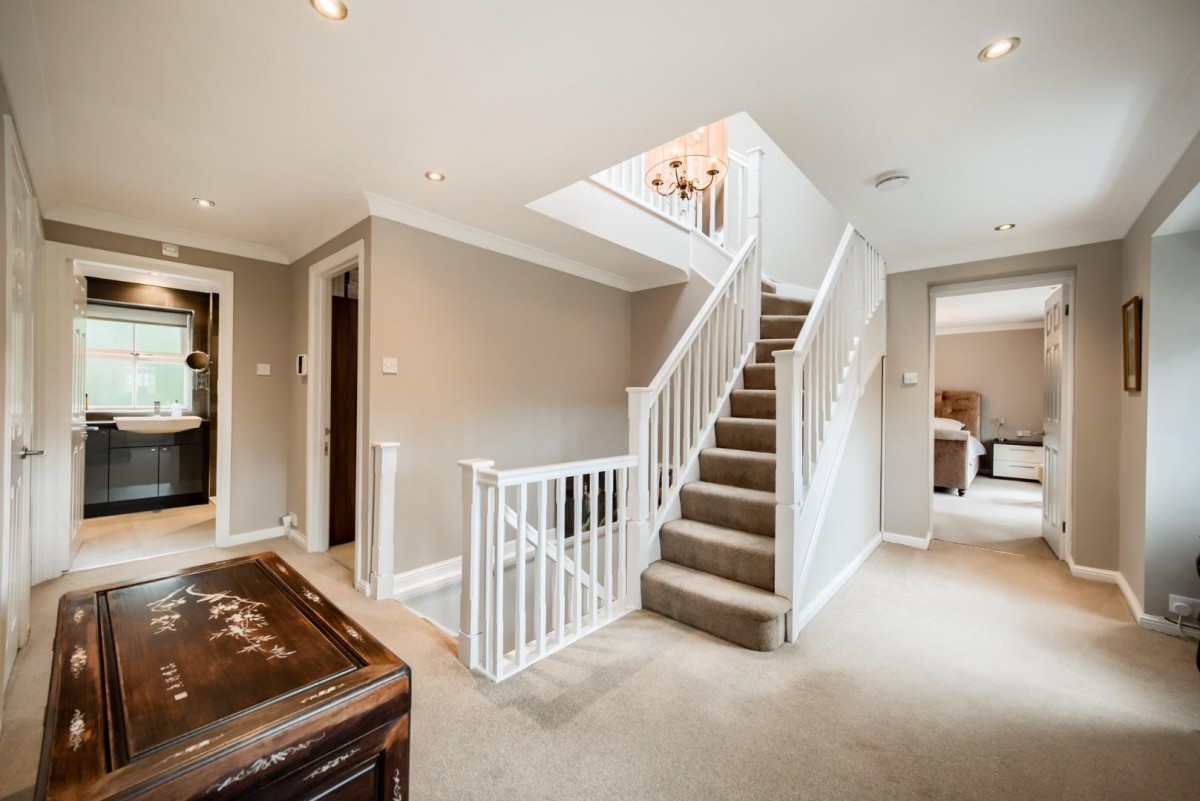 Whitefields Gate, Solihull