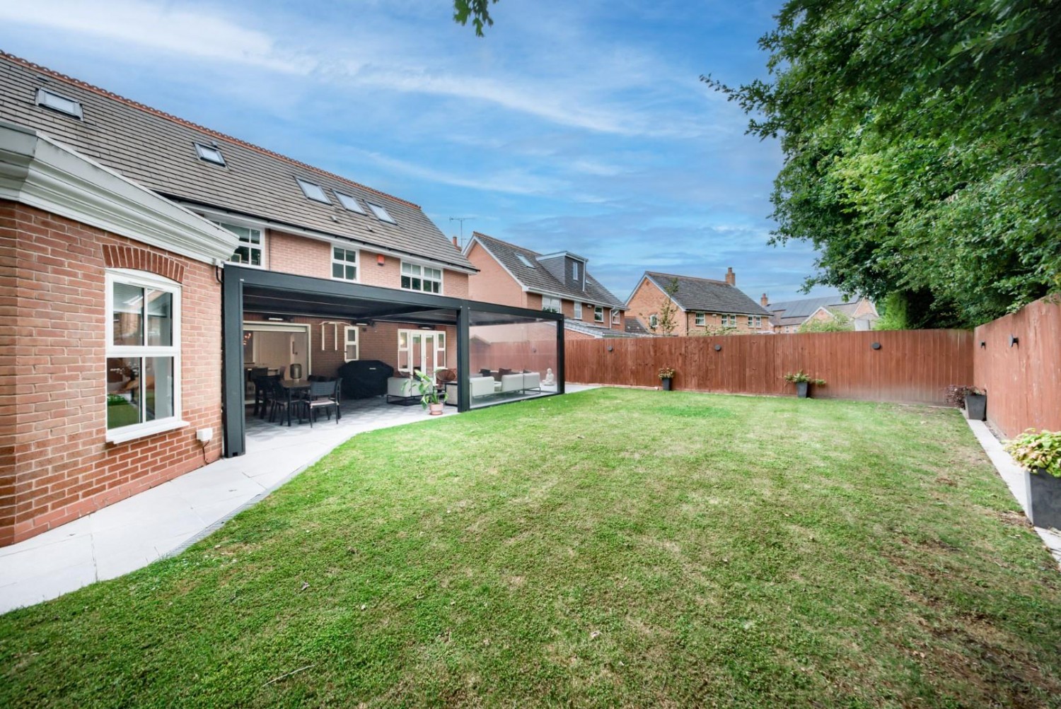 Whitefields Gate, Solihull