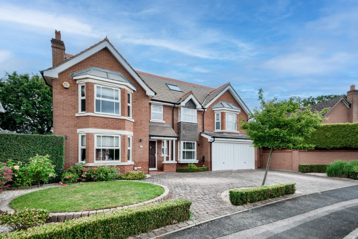 Whitefields Gate, Solihull