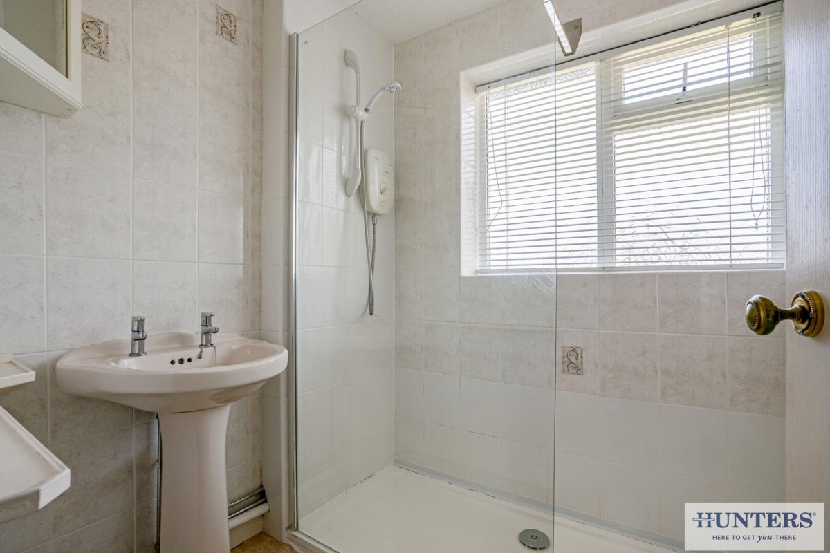 Whitestone Crescent, Yeadon, Leeds