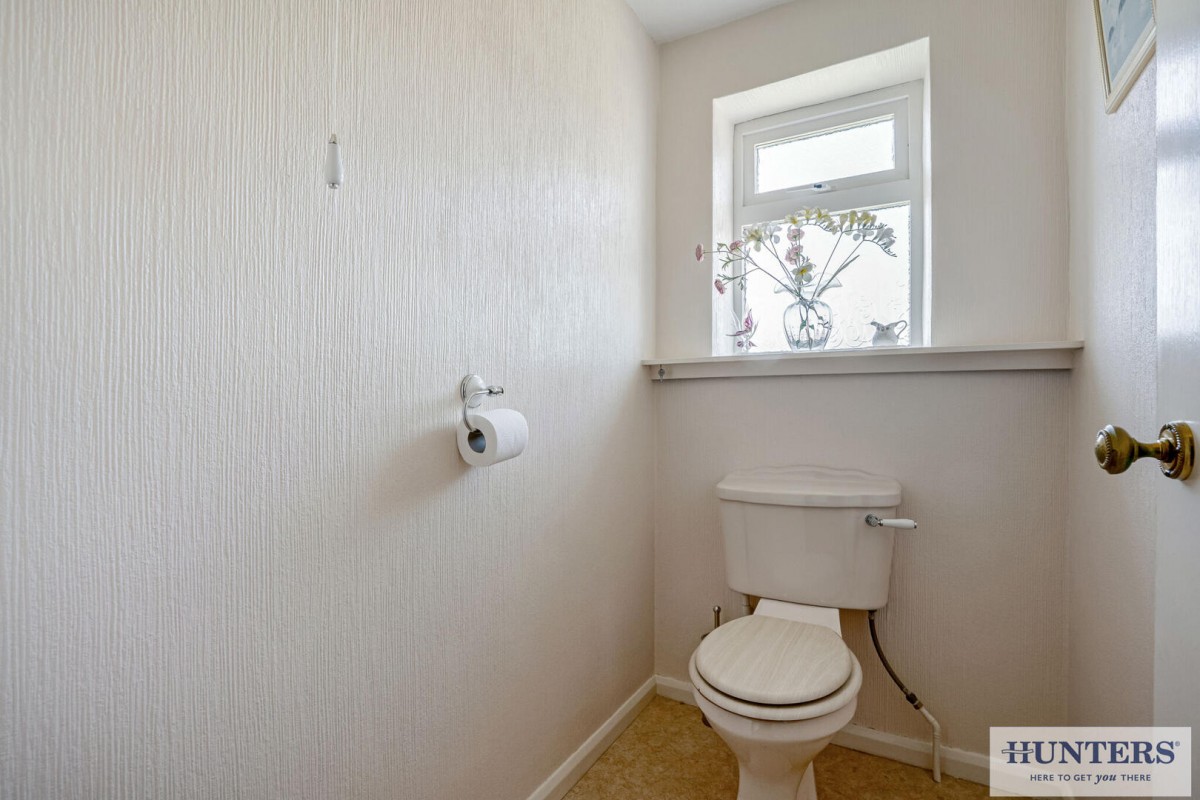 Whitestone Crescent, Yeadon, Leeds