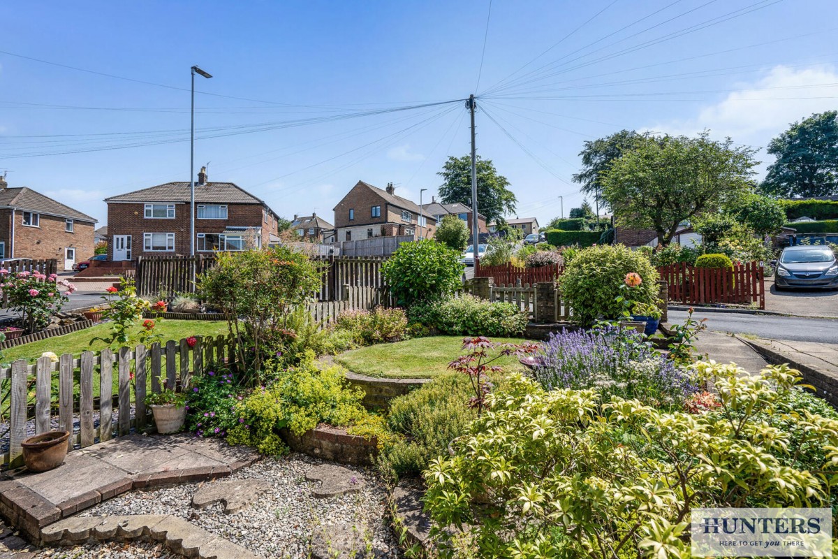 Whitestone Crescent, Yeadon, Leeds