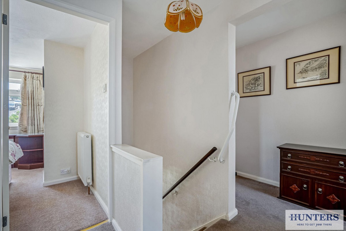 Whitestone Crescent, Yeadon, Leeds