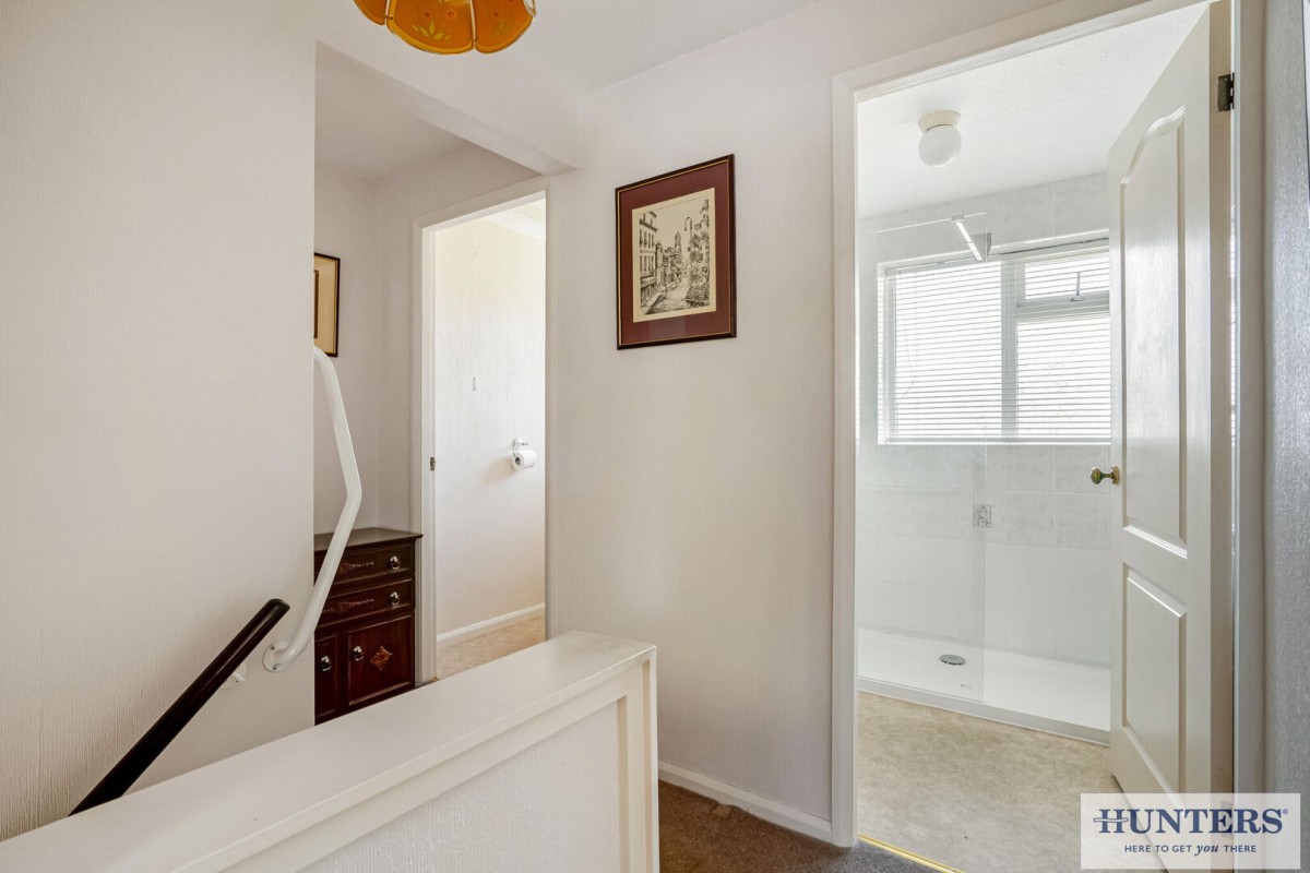 Whitestone Crescent, Yeadon, Leeds