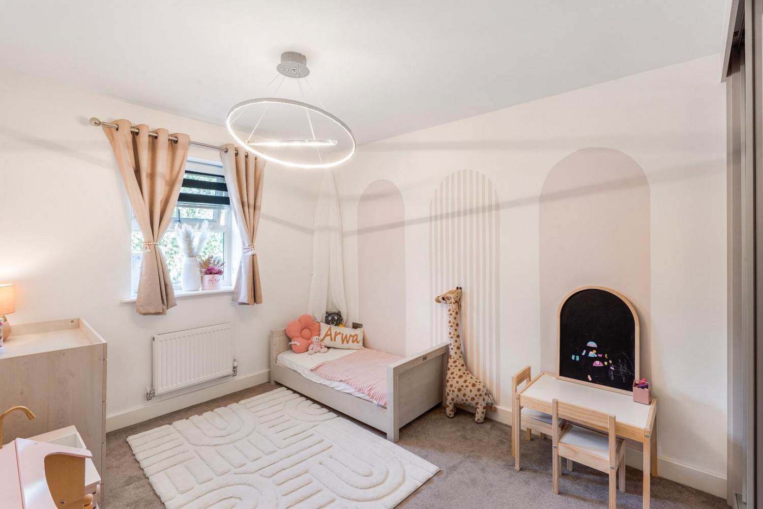 4 bedroom House for sale in Asket Drive, Leeds, West Yorkshire