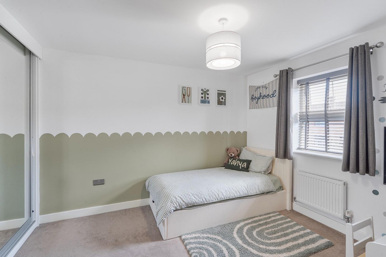 4 bedroom House for sale in Asket Drive, Leeds, West Yorkshire