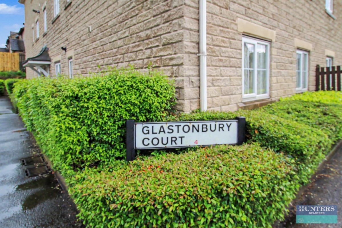 Glastonbury Court Bradford, BD4 8NZ