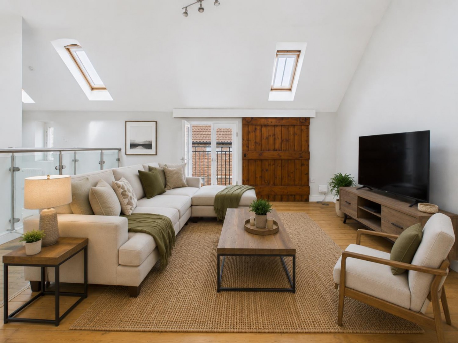 Harness Cottage, Cross Key Mews, Beverley, East Yorkshire, HU17 8GR