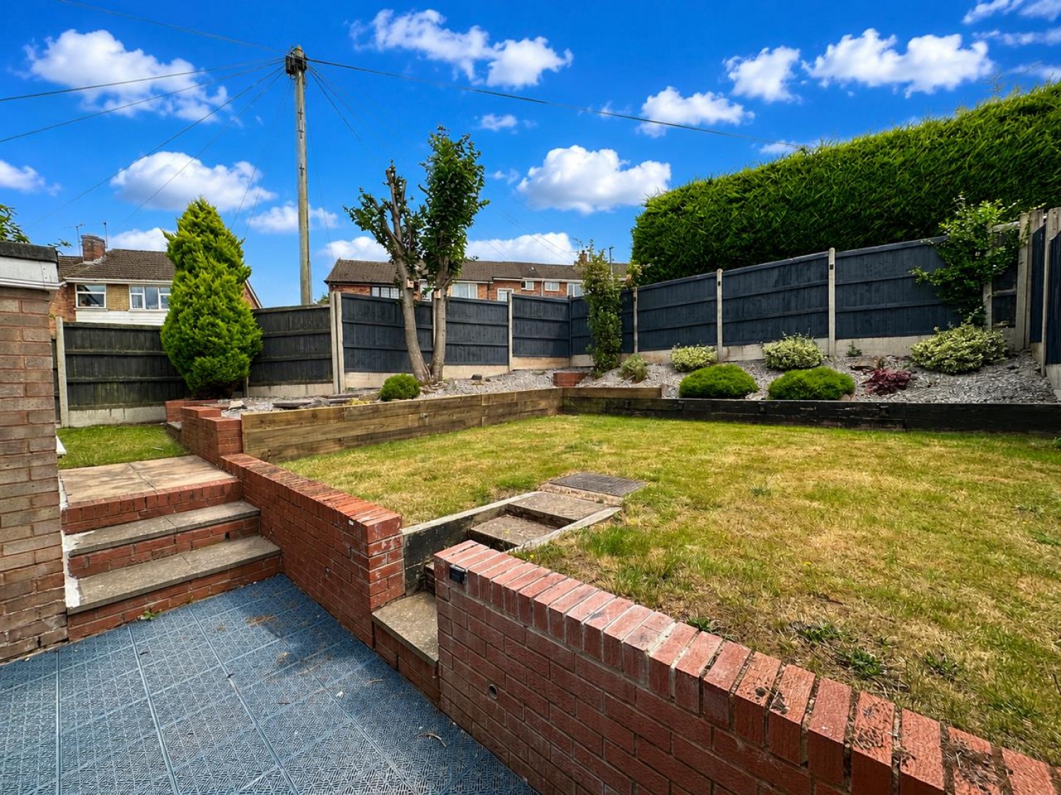 Ascot Gardens, Stourbridge