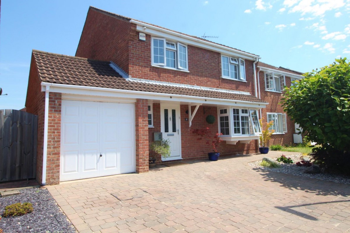 Abbeyfields Close, Netley , Southampton, SO31 5GR