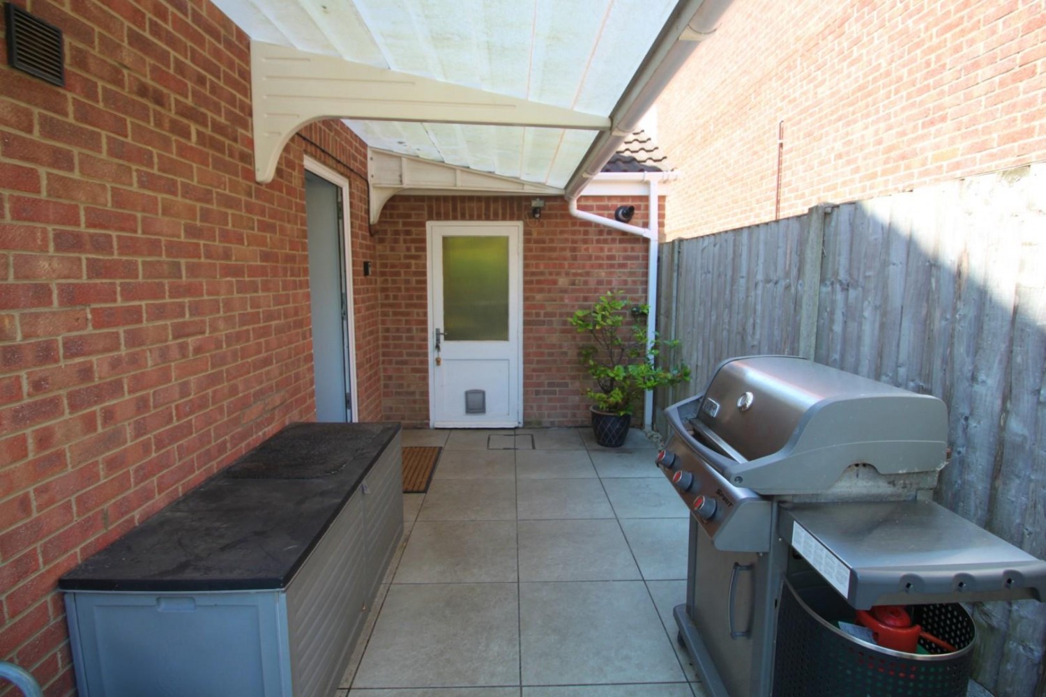Abbeyfields Close, Netley , Southampton, SO31 5GR