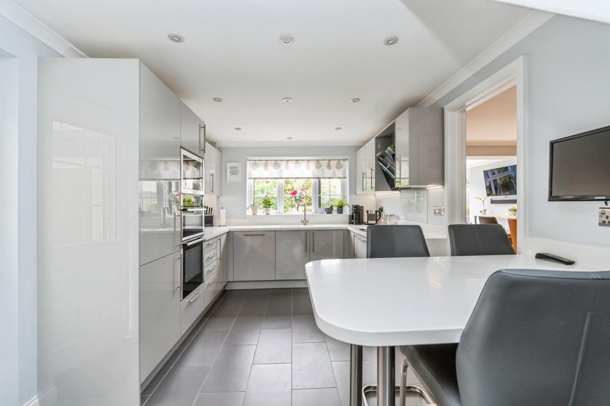 Abbeyfields Close, Netley , Southampton, SO31 5GR