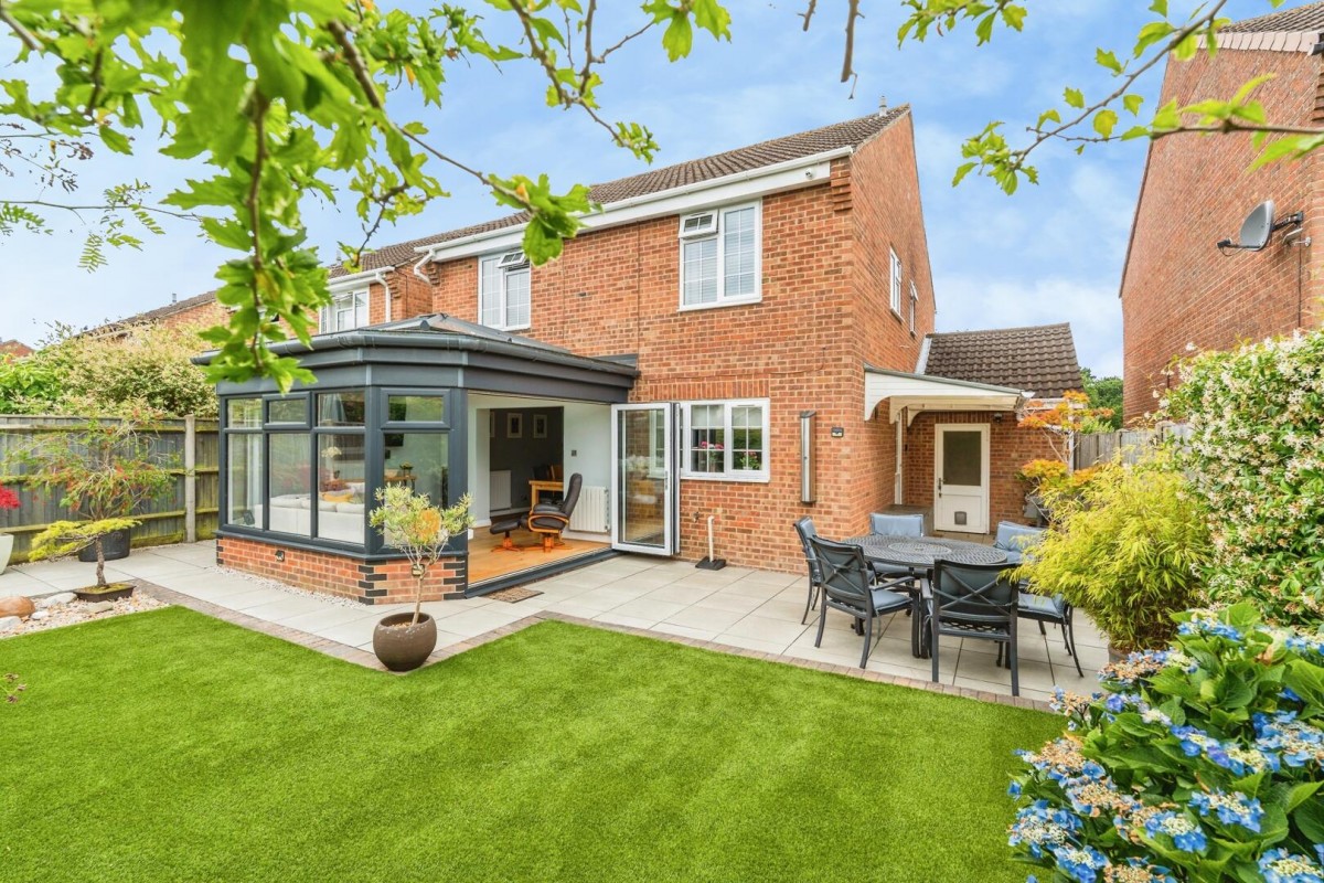 Abbeyfields Close, Netley , Southampton, SO31 5GR