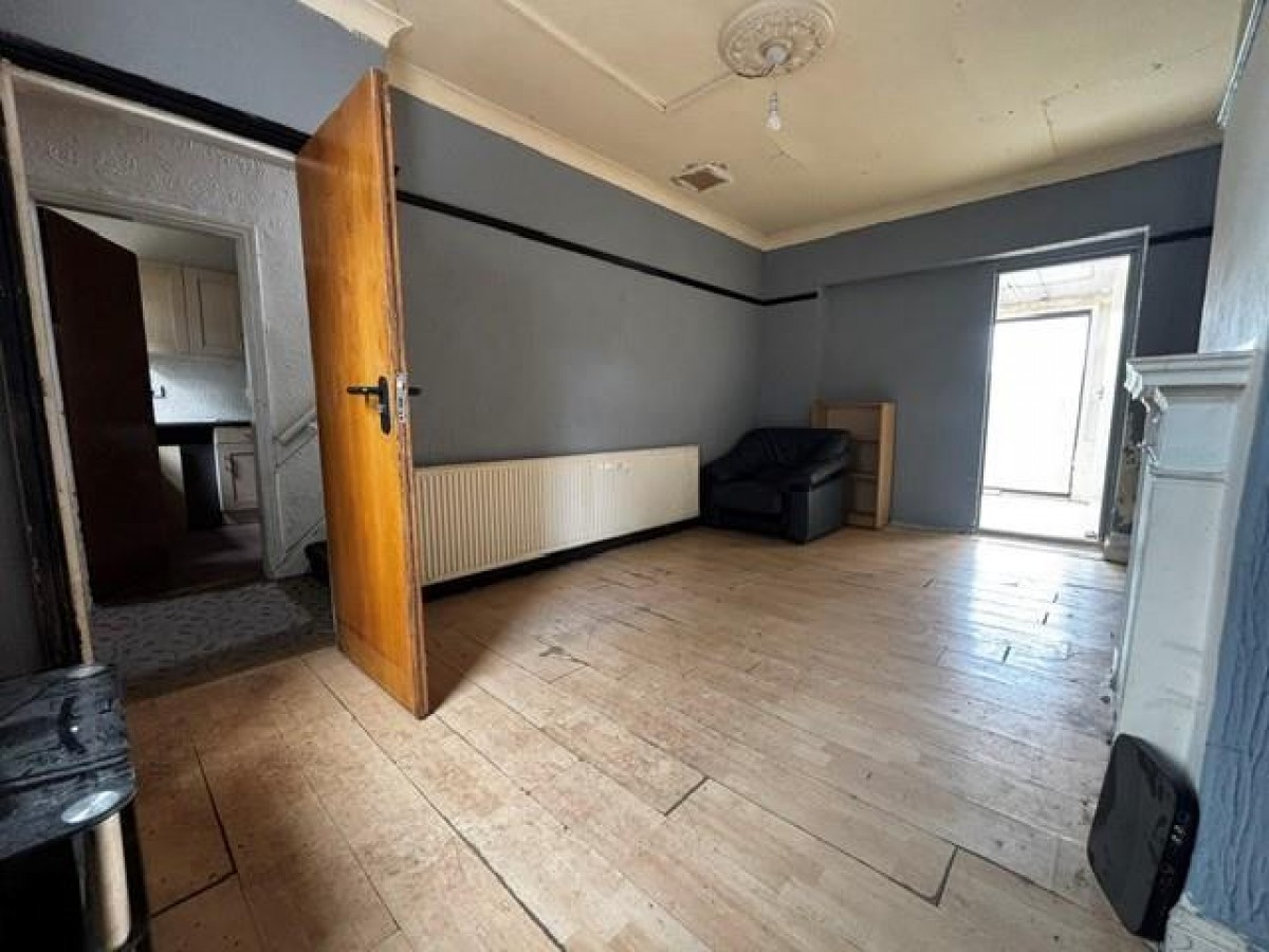 Molineaux Road, Shiregreen, S5