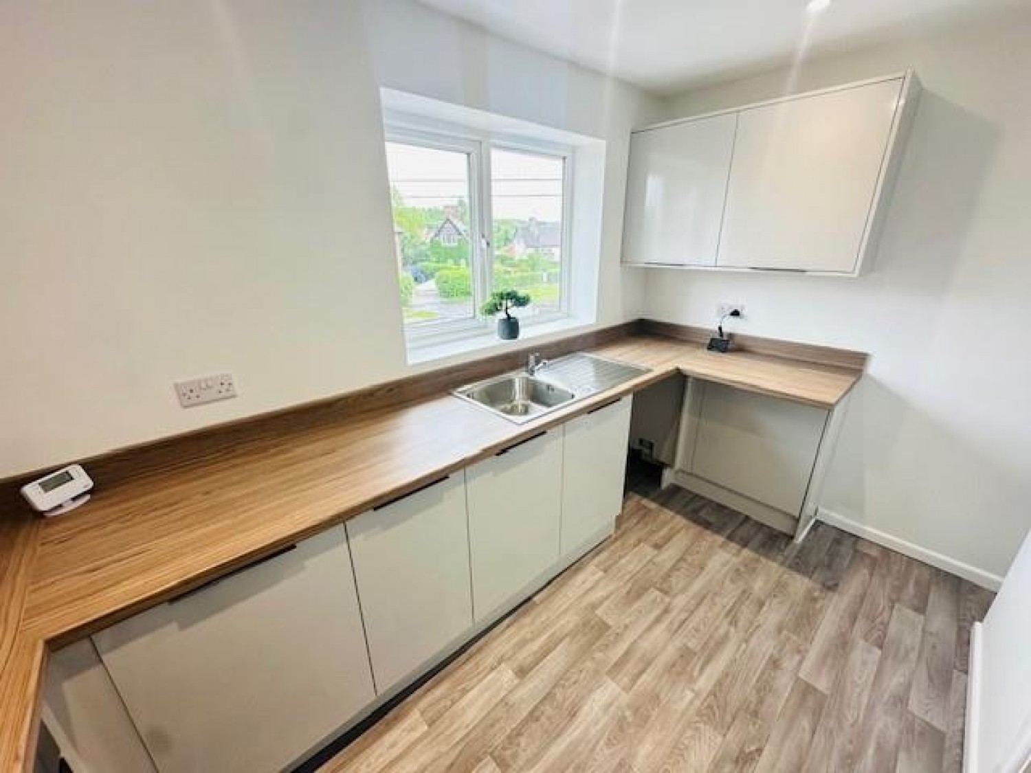 2 bedroom Flat to let in Water Orton Lane, Minworth, Sutton Coldfield