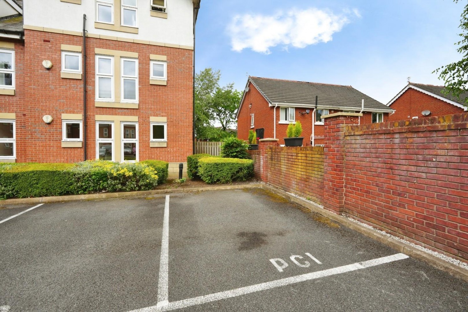 Bronington Close, Manchester