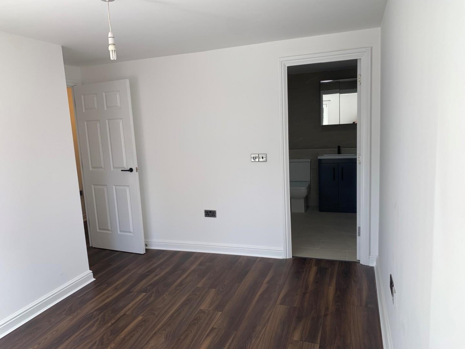 2 bedroom Flat to let in Fairfield Square, Gravesend, DA11