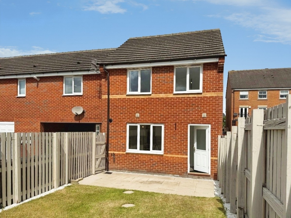Millbank, Yeadon