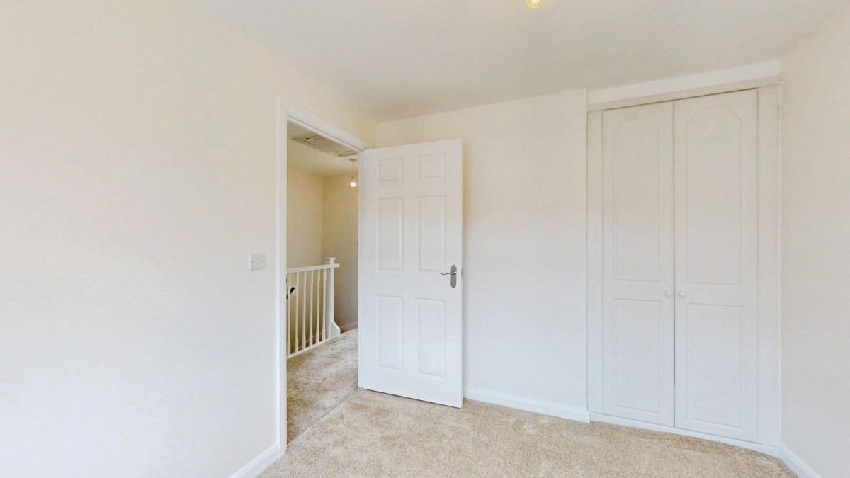 Millbank, Yeadon