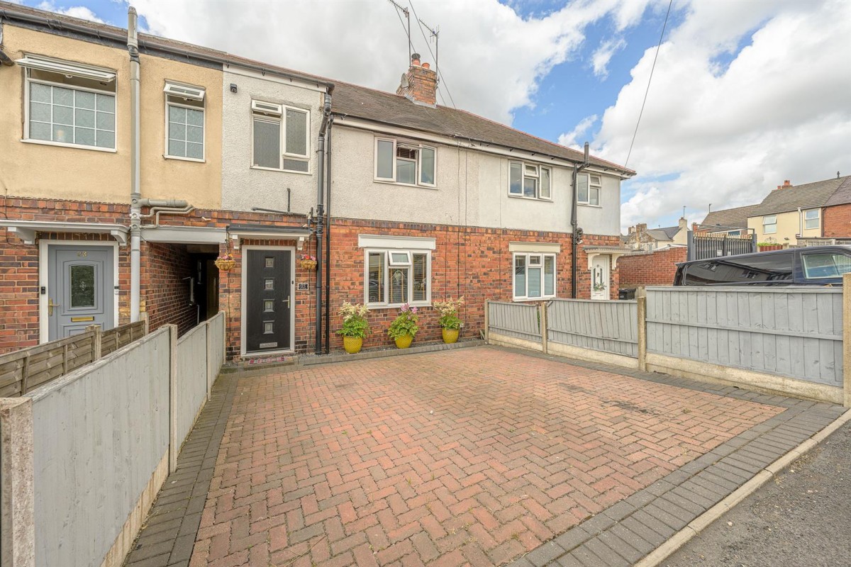 Manor Road, Wordsley, DY8 5BA