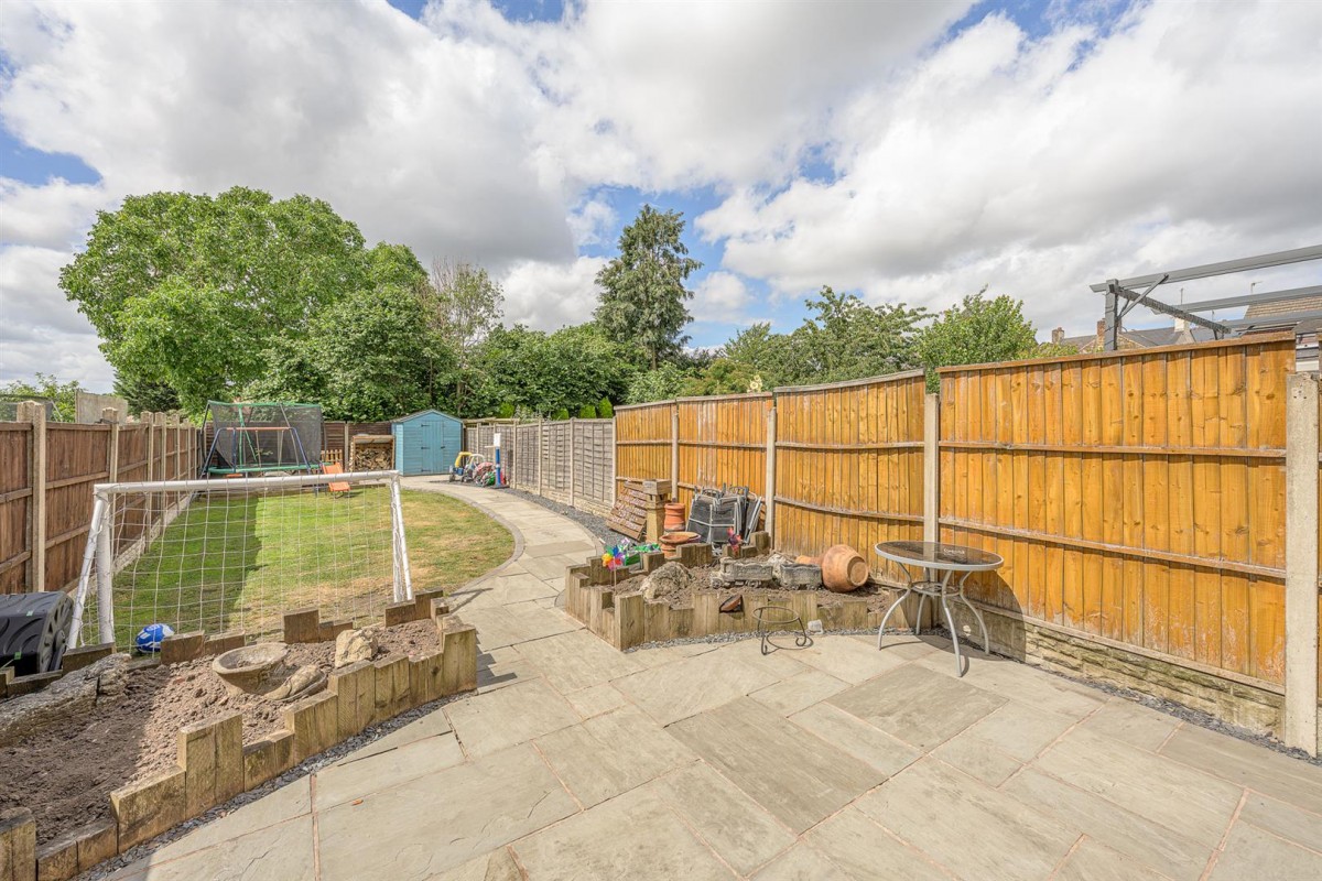 Manor Road, Wordsley, DY8 5BA