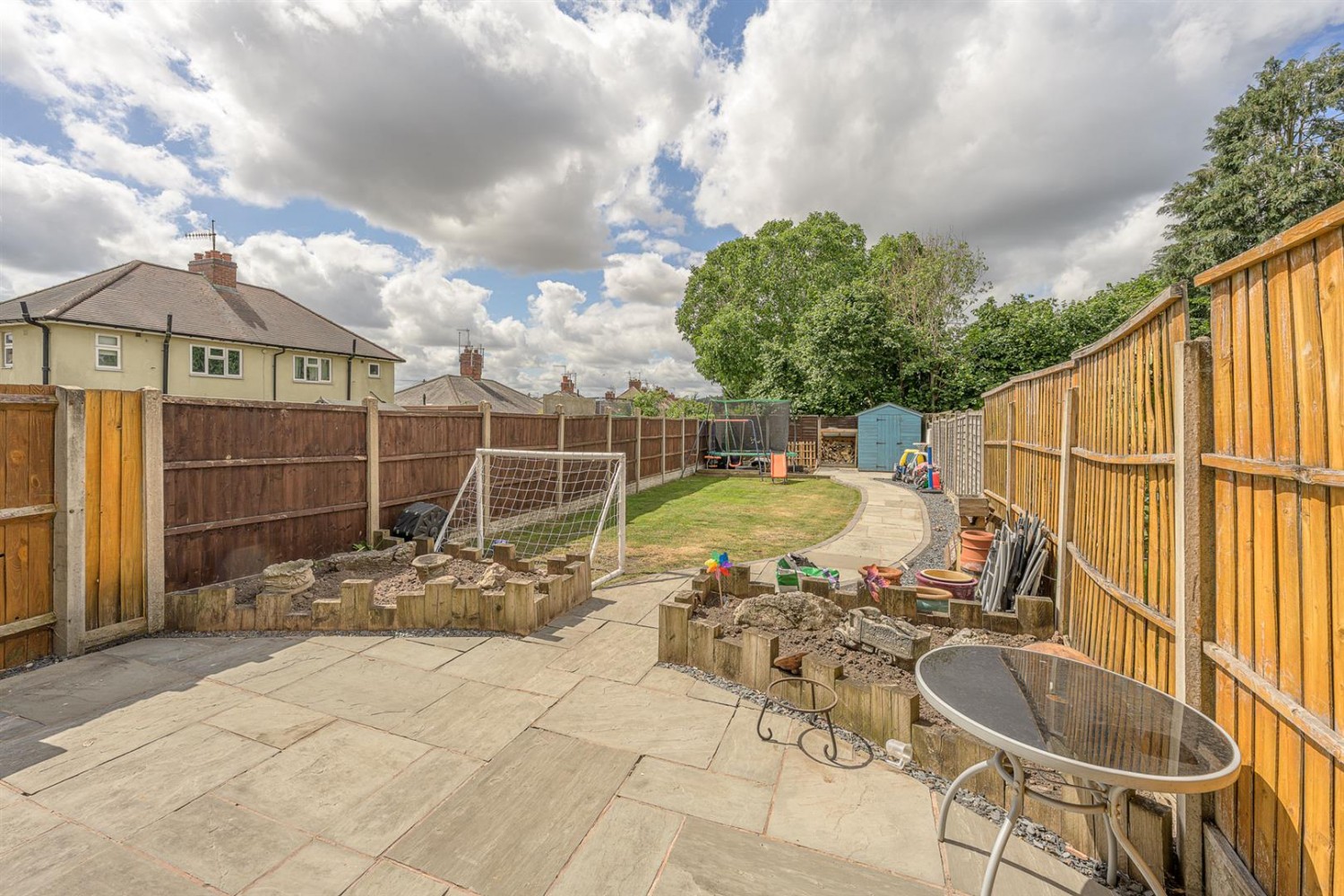Manor Road, Wordsley, DY8 5BA