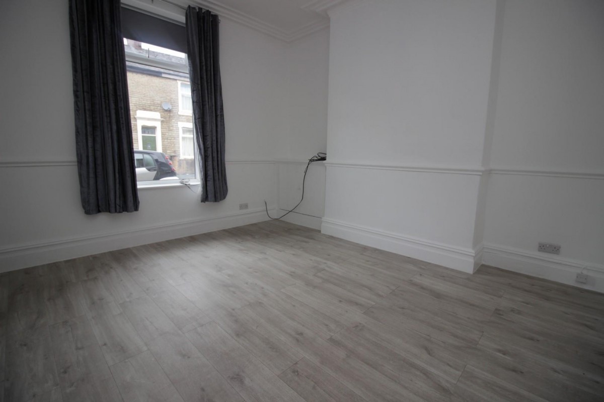 Perry Street, Darwen, BB3 3DG