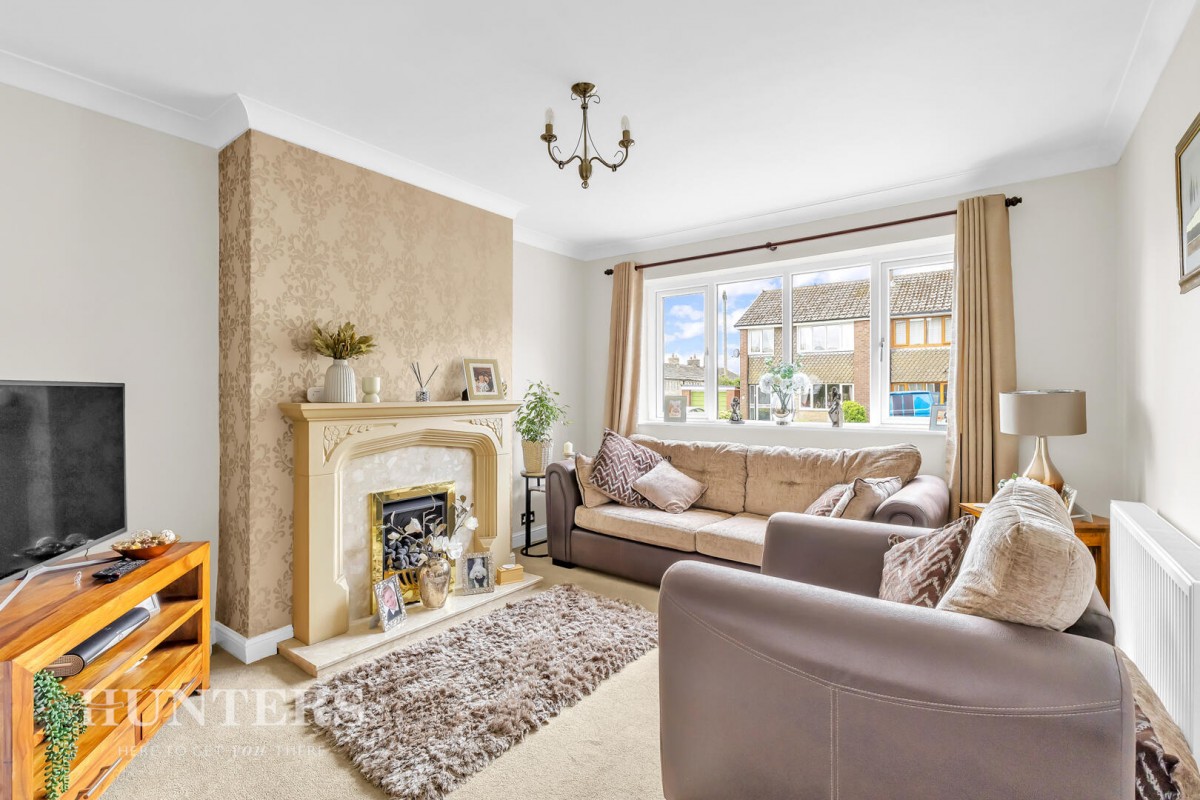 Chelburn View, Littleborough, OL15 9QQ
