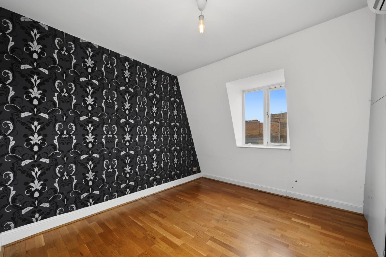1 bedroom Flat for sale in Camden Street, Camden, London, NW1