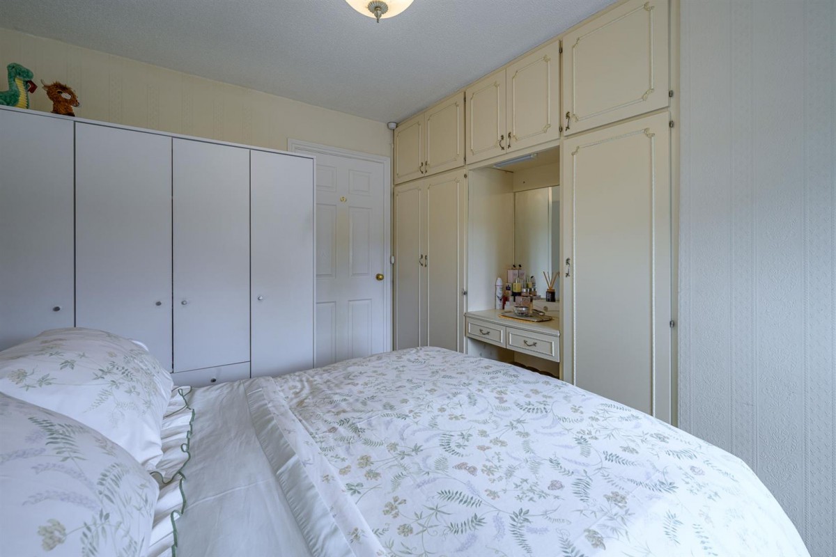 Cross Street, Kingswinford, DY6 9LY