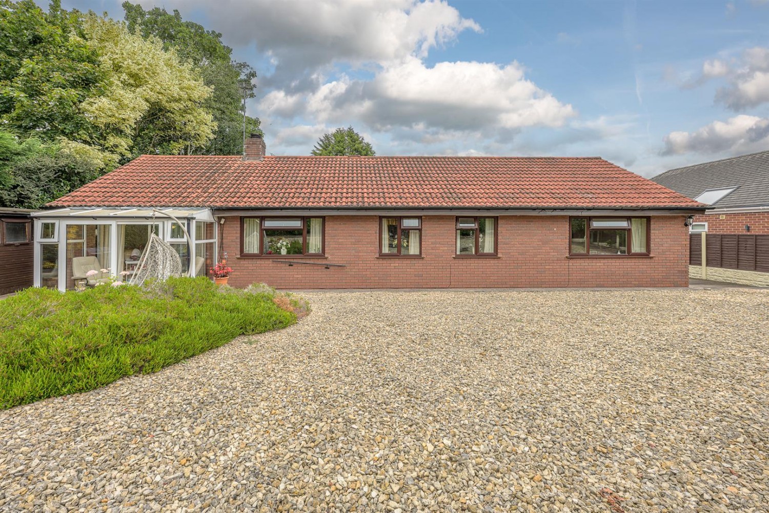 Cross Street, Kingswinford, DY6 9LY