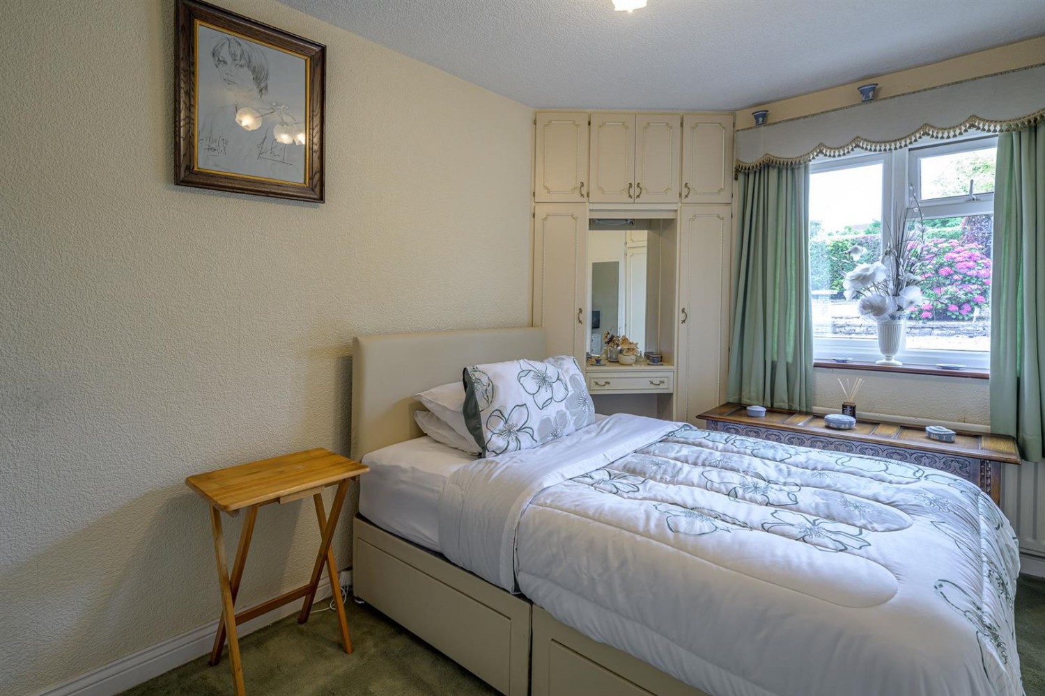 Cross Street, Kingswinford, DY6 9LY