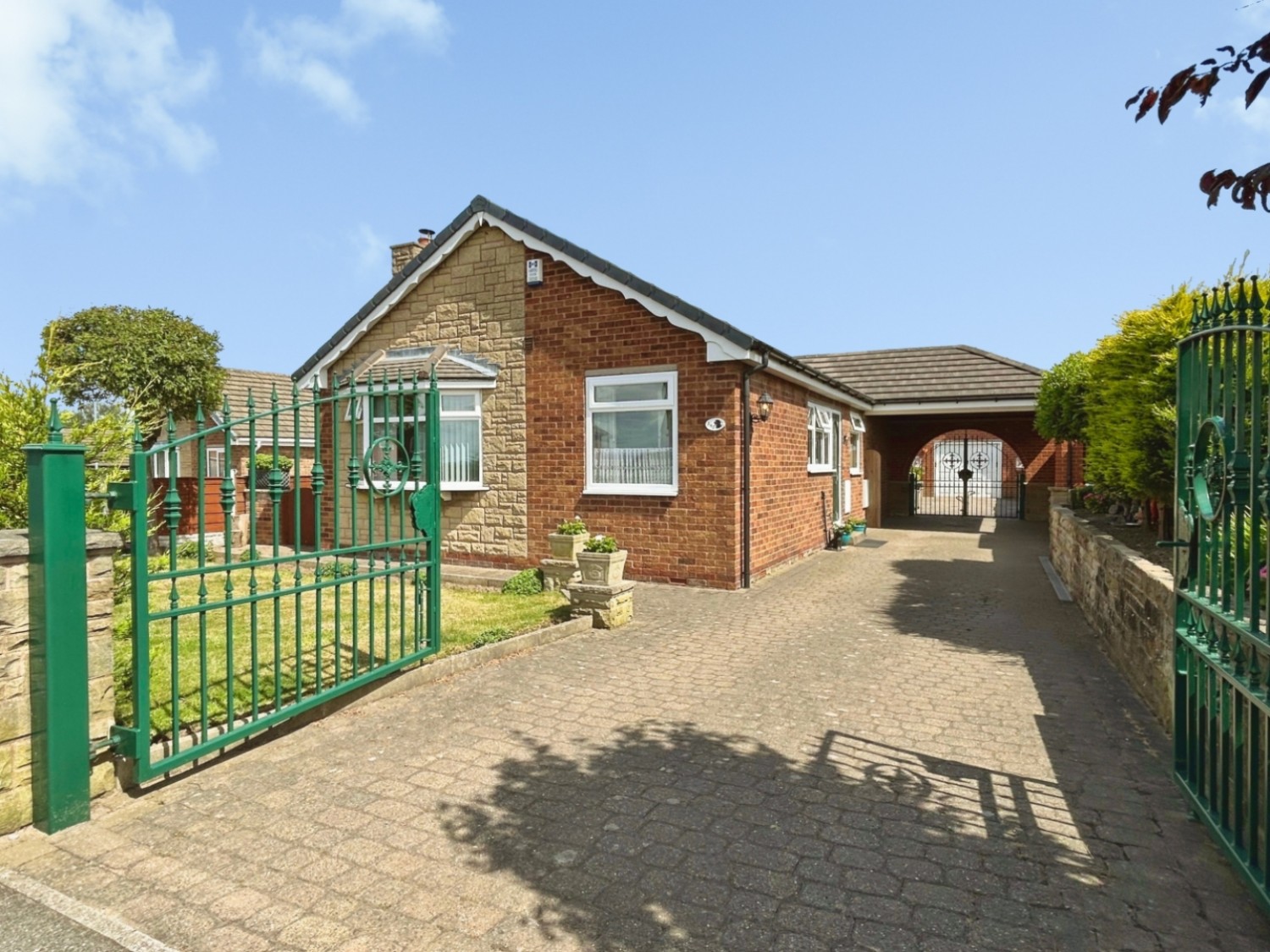 Royston Road, Cudworth S72 8BN