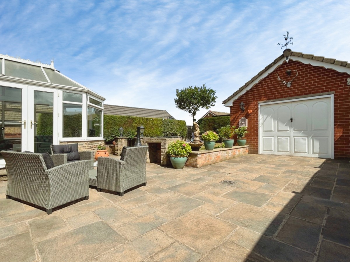 Royston Road, Cudworth S72 8BN