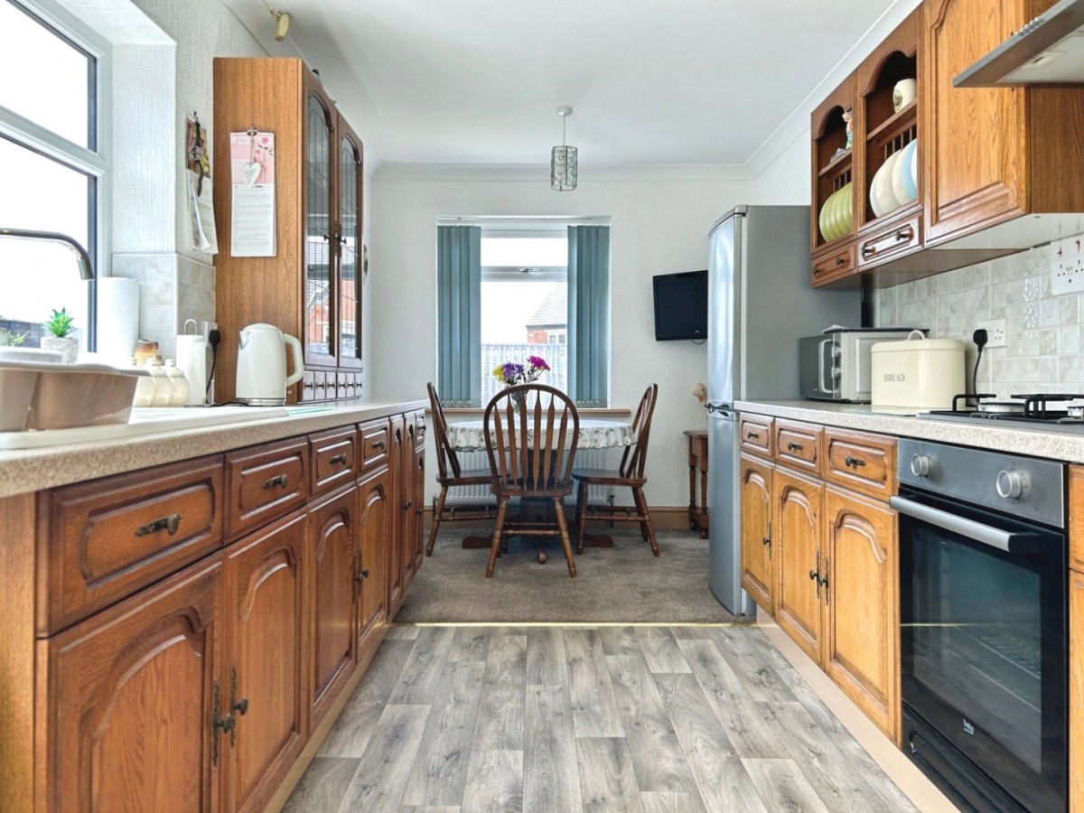 Royston Road, Cudworth S72 8BN