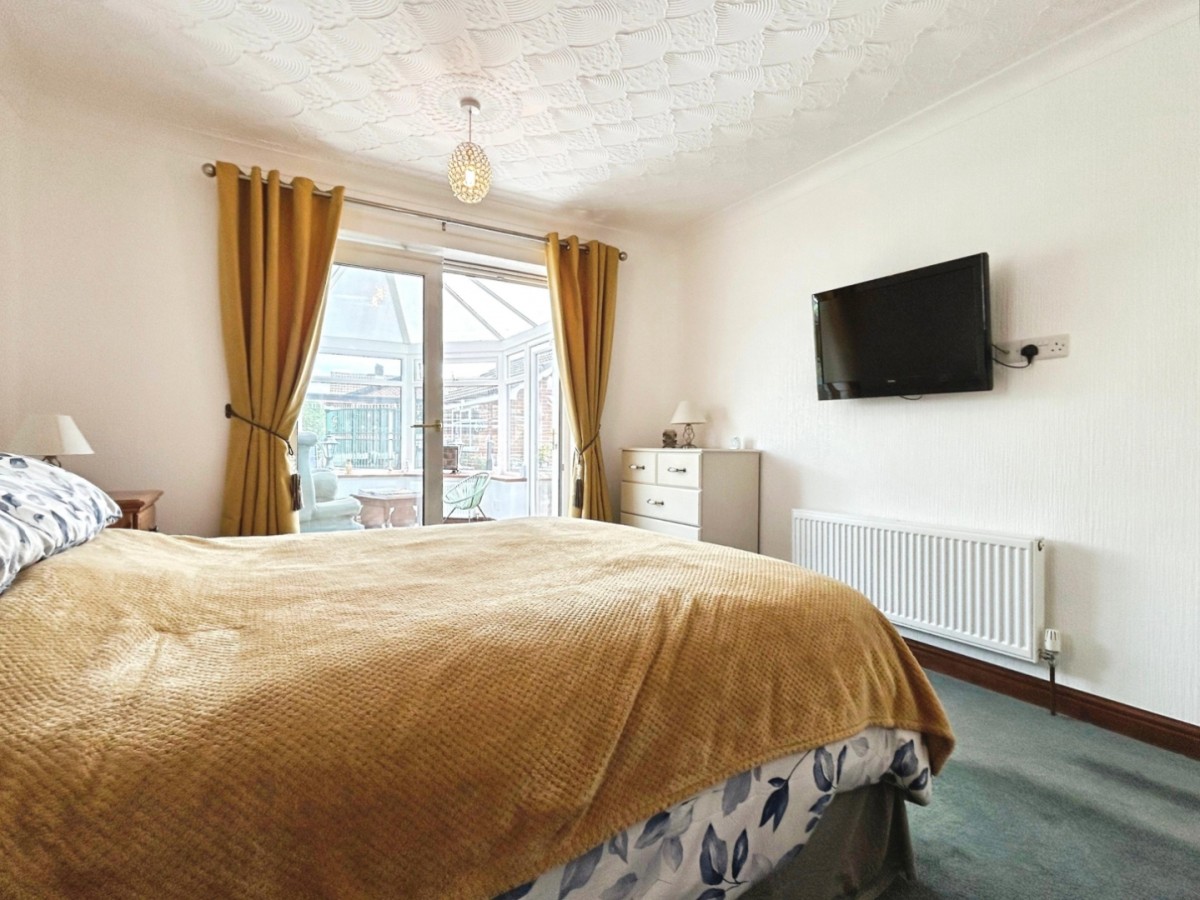 Royston Road, Cudworth S72 8BN