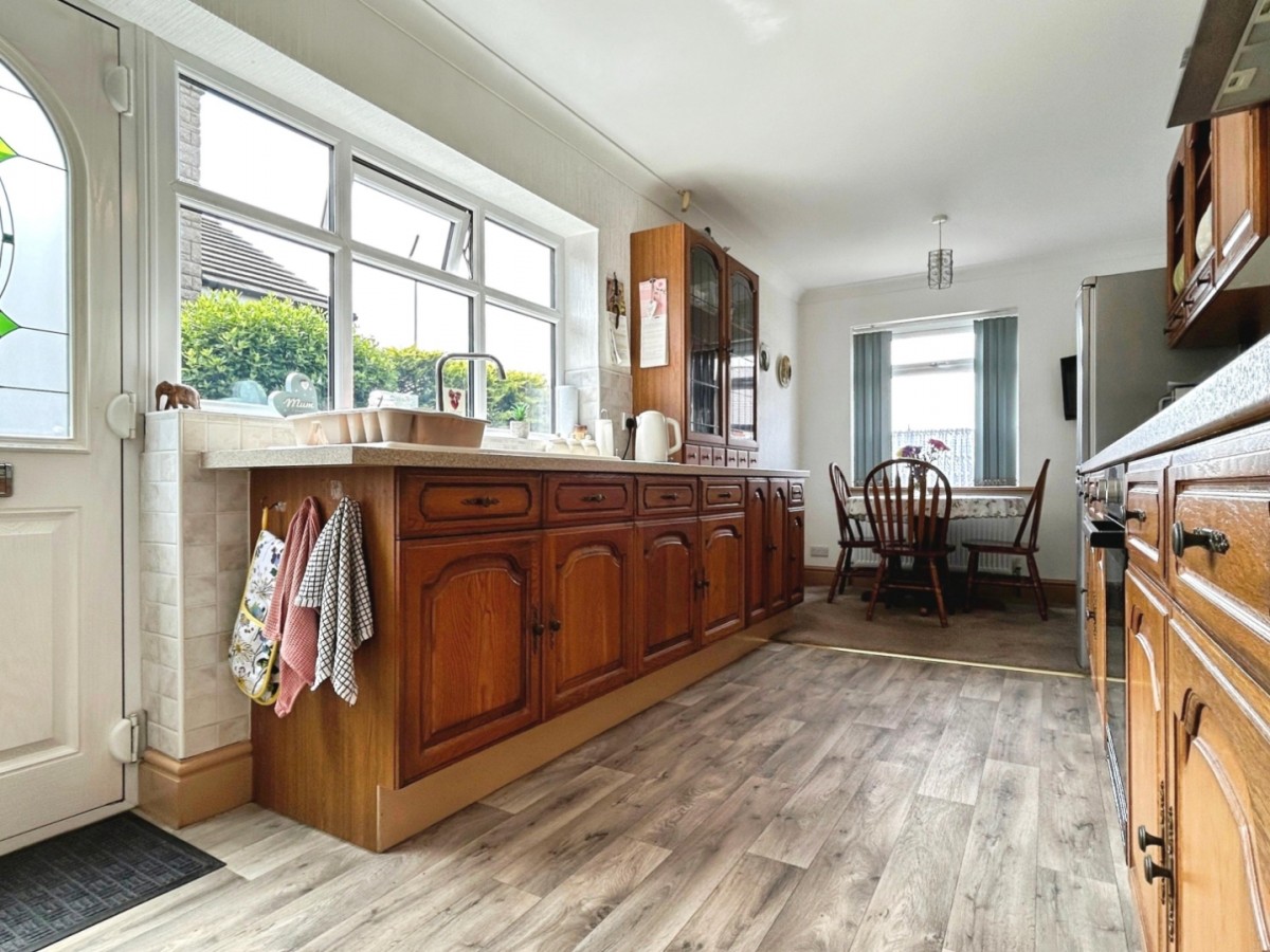 Royston Road, Cudworth S72 8BN