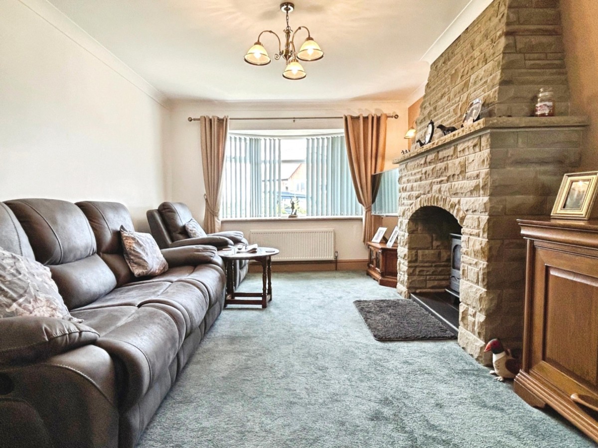 Royston Road, Cudworth S72 8BN
