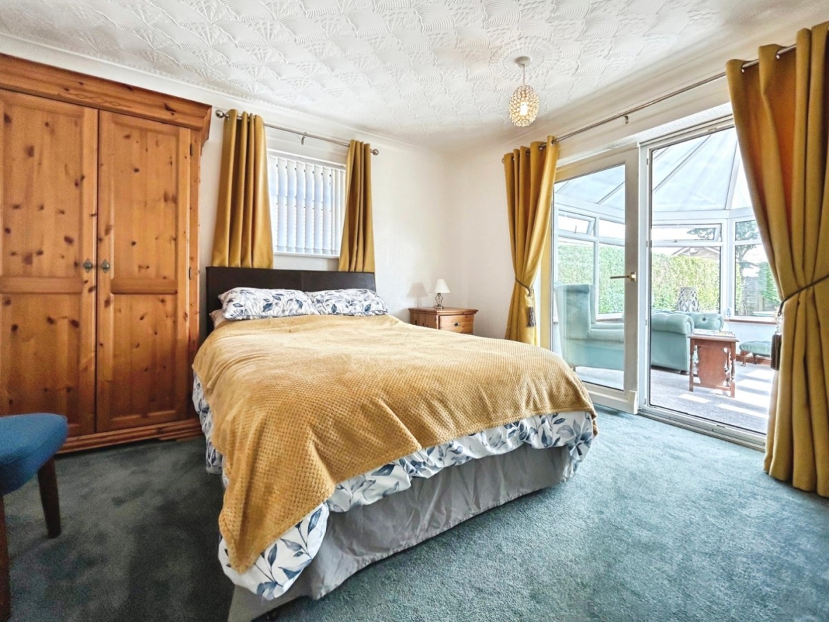 Royston Road, Cudworth S72 8BN