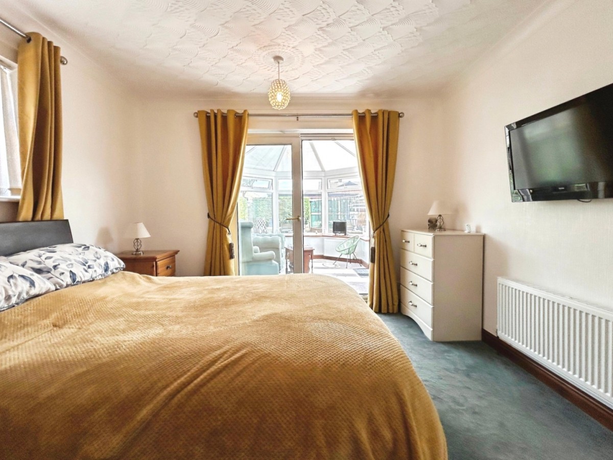 Royston Road, Cudworth S72 8BN