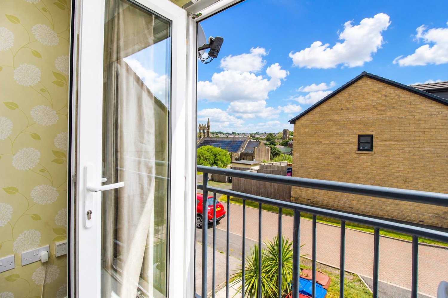 3 bedroom House for sale in Burton Close, Darwen