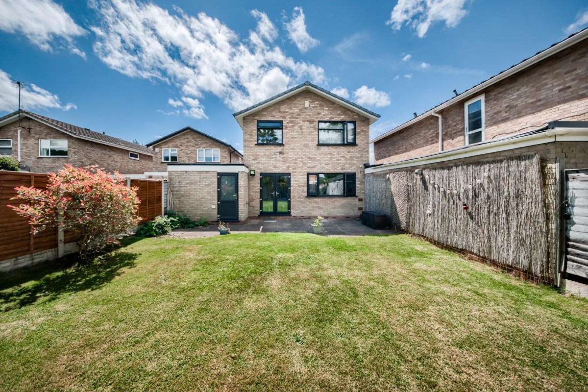 Ravenswood Drive South, Solihull