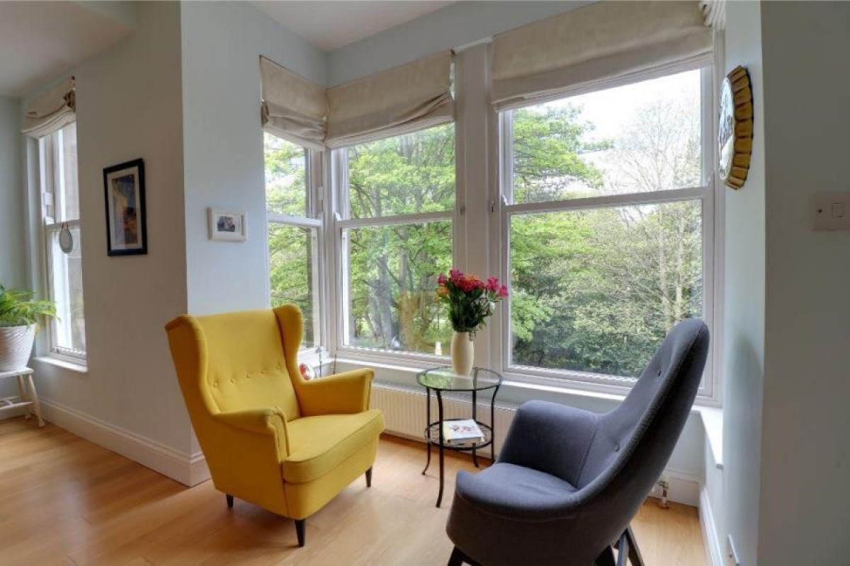 A Valley Drive, Harrogate