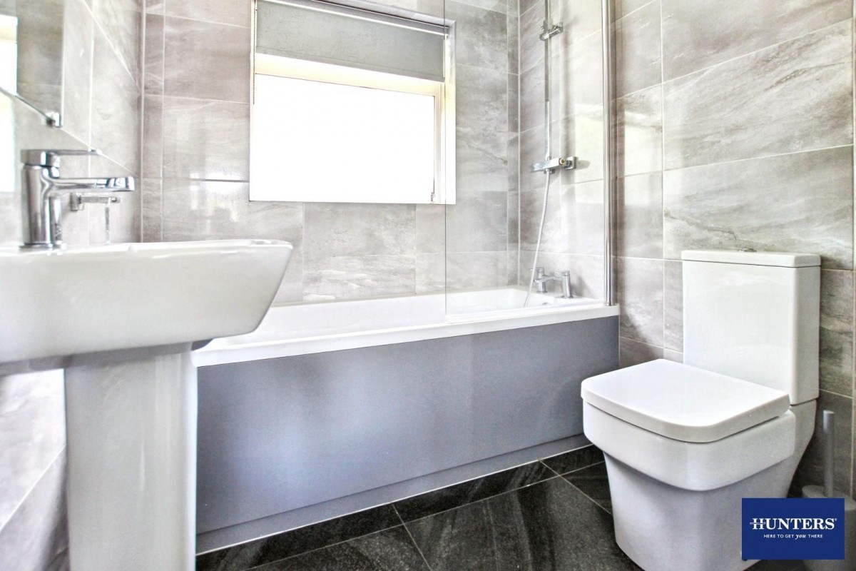 Ashbourne Ave, Bradford BD2