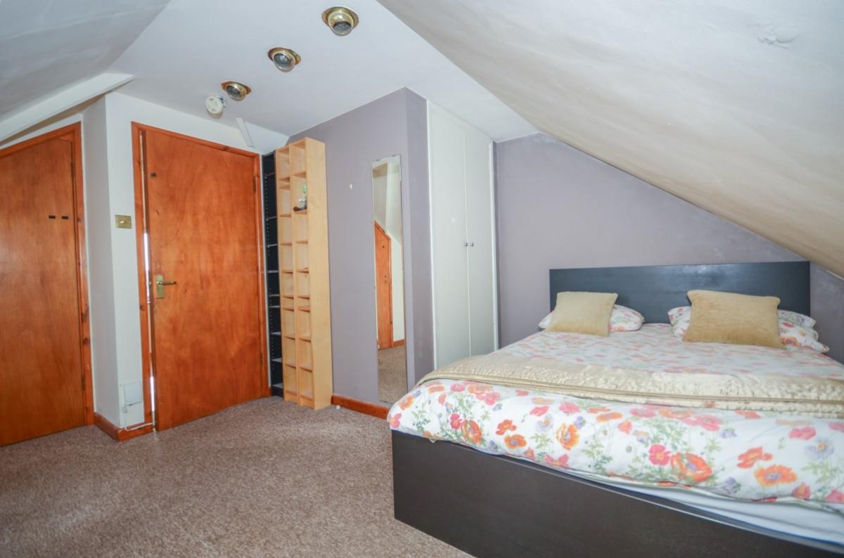 Oakdale Road, Downend, Bristol, BS16 6DS