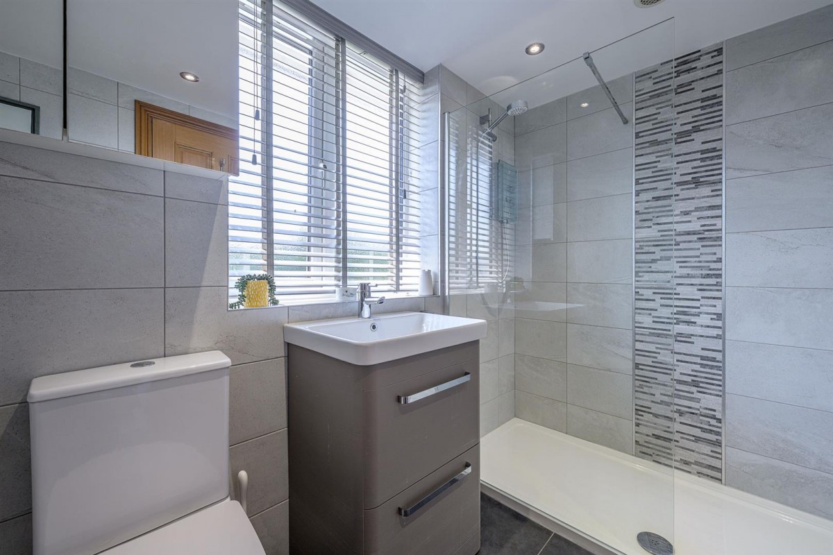 Bridgnorth Road, Himley, DY3 4LJ