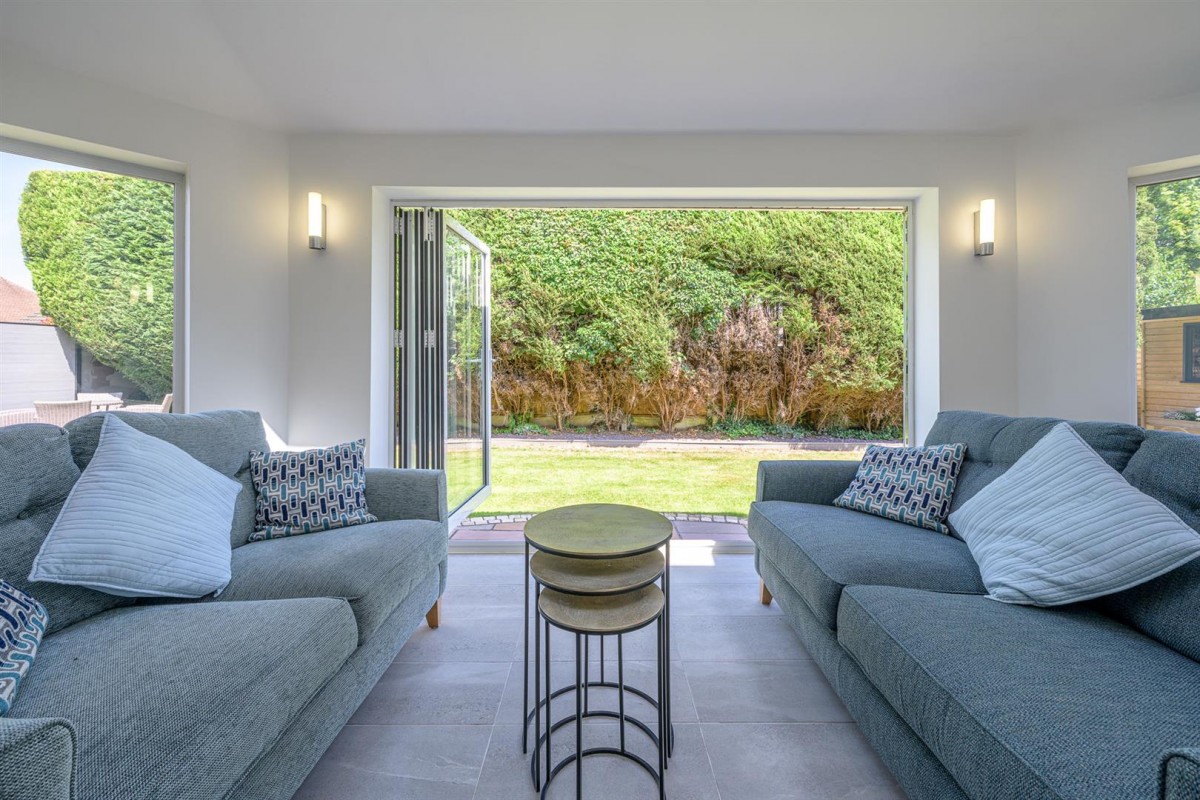 Bridgnorth Road, Himley, DY3 4LJ
